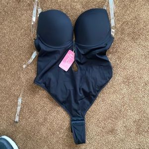 Black nwt cream nwot